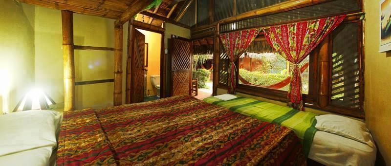 Hotel Sumpa Montañita Zewnętrze zdjęcie